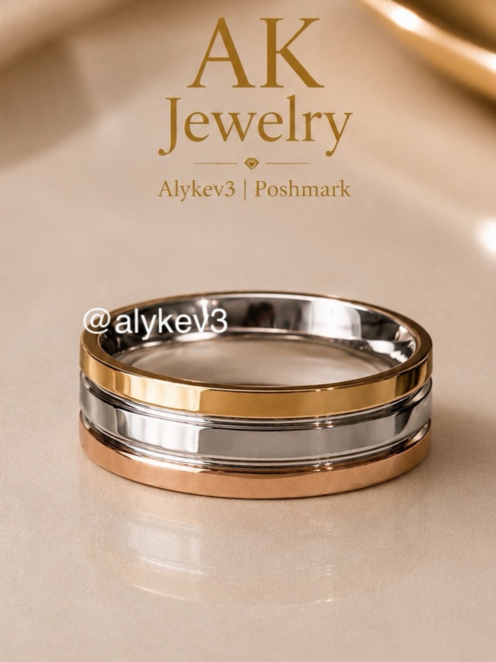 💎LUXURY TRINITY RING 3 PC in Gold, White Gold & Rose Gold 3 Piece Tricolor